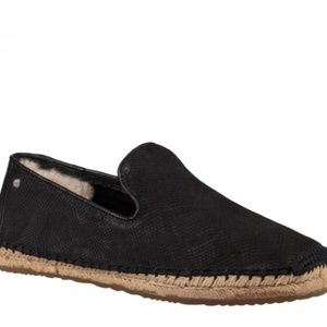 Ugg Sandrinne II espadrille flat sz 10 black suede